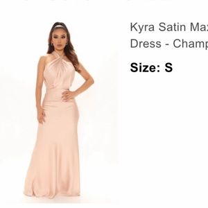 EUC Fashion Nova — Satin Maxi Dress - Champagne